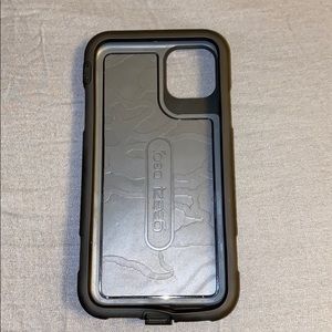 iPhone 11 Pro Max Case Gear4 D30'4